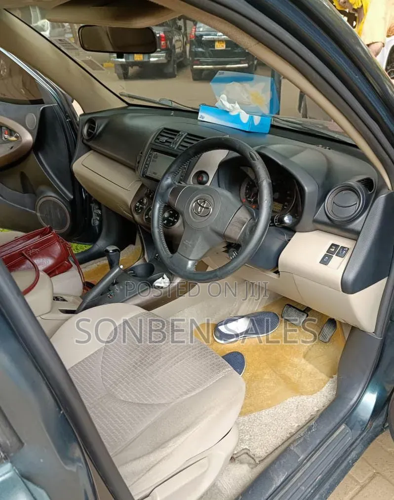 Toyota Vanguard 2008 Blue