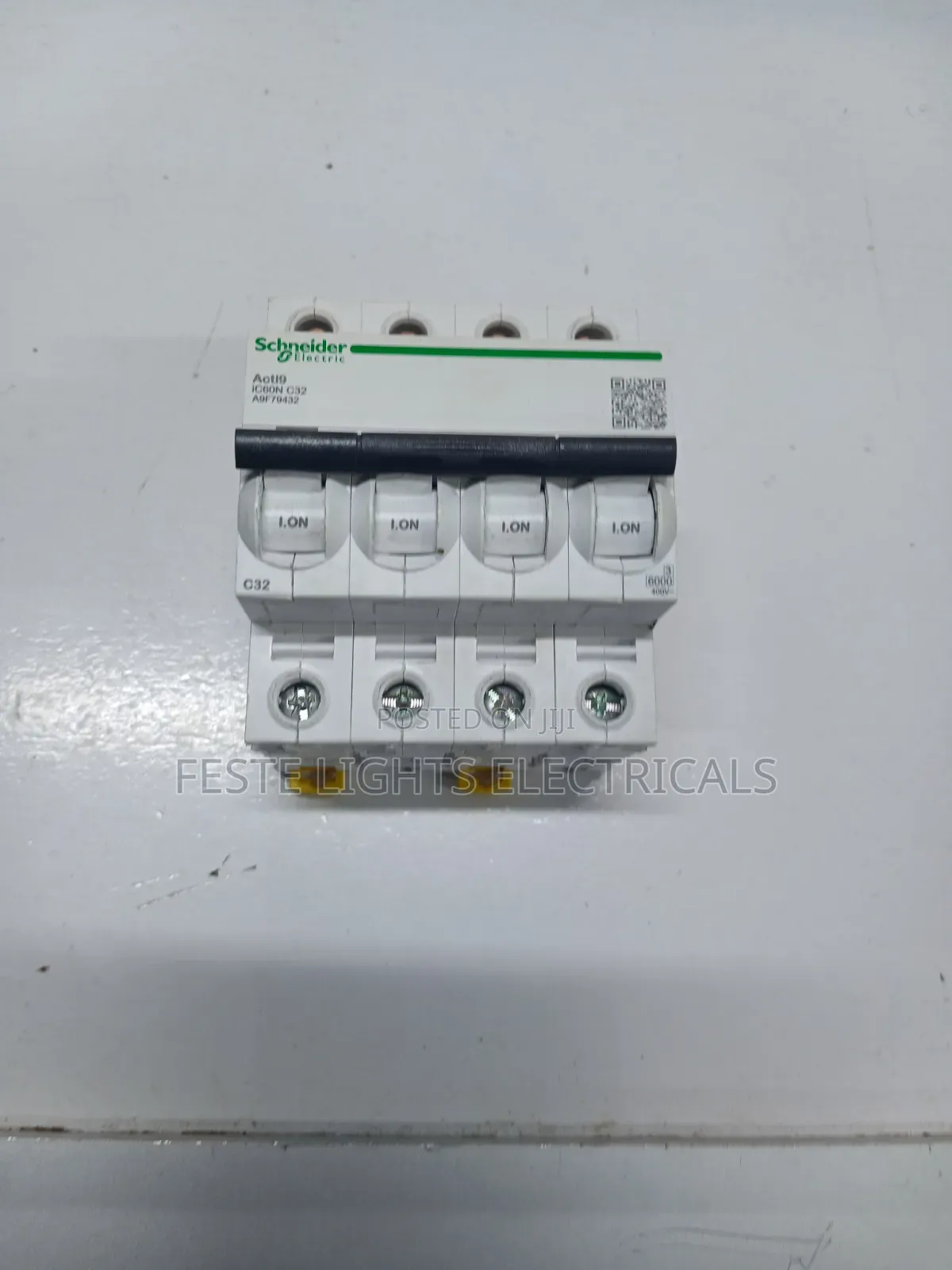Schneider 4 Pole MCB