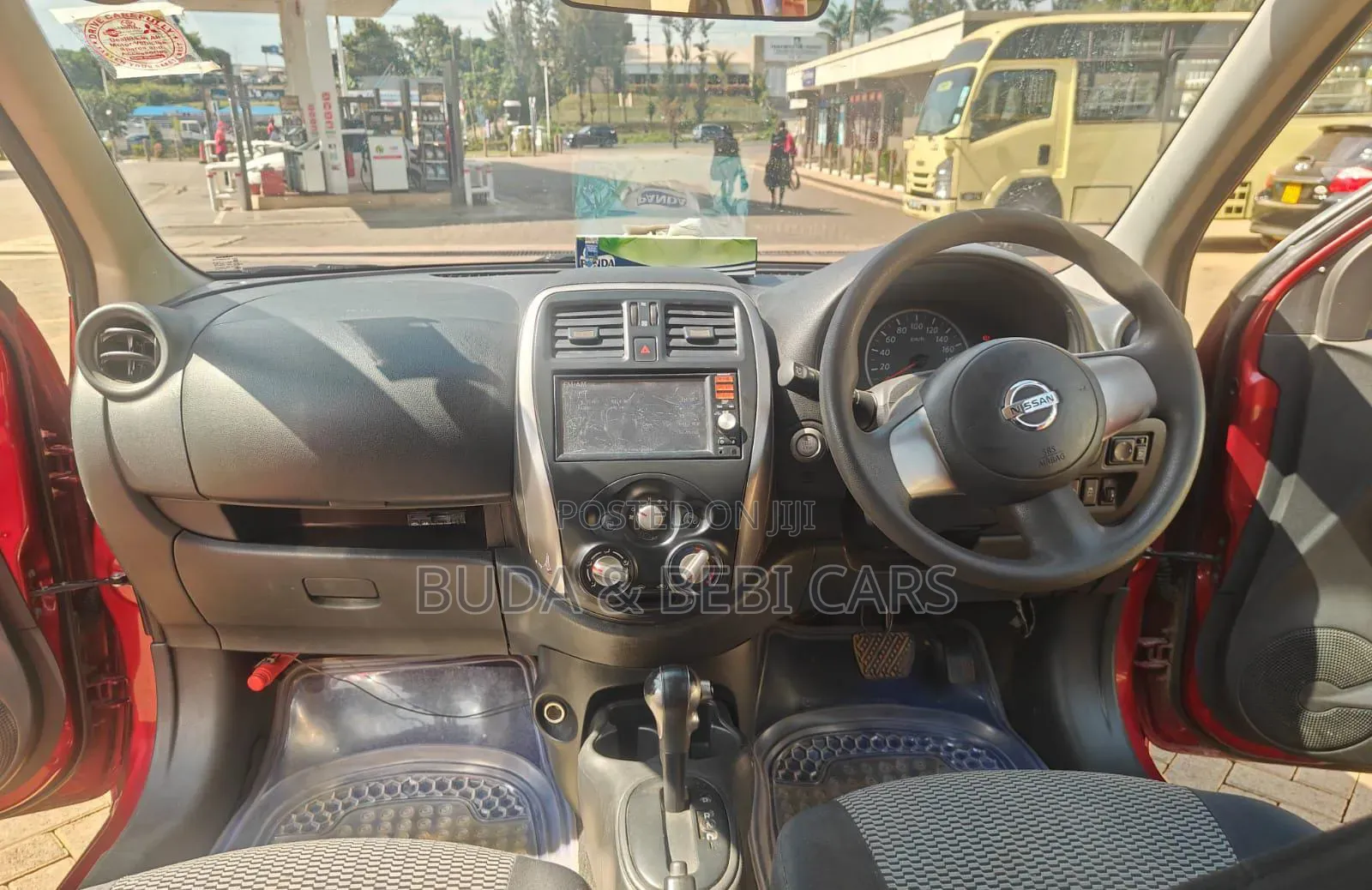 Nissan March 2015 Red