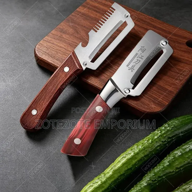 Multifunctional Vegetable Peeler