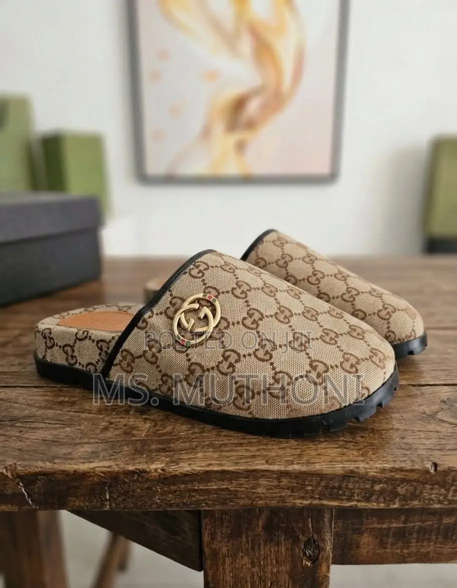 Gucci Monogram Mules / Clogs (Black /Brown ) Size 40-46