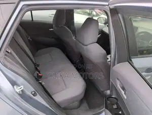 Toyota Sienta 1.5 AWD 2019 Silver