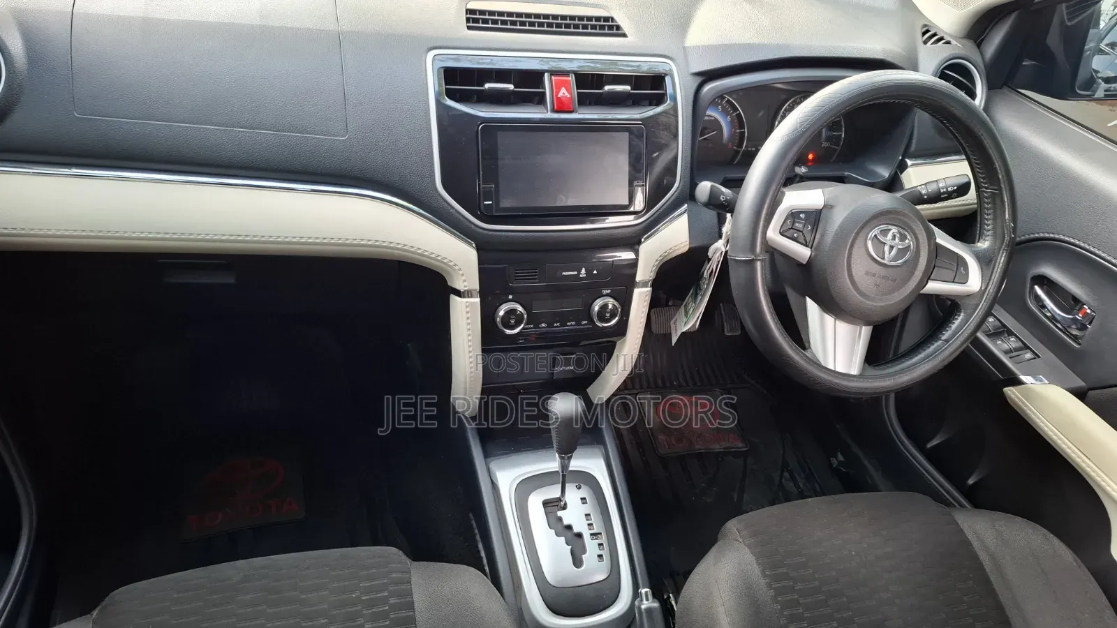 Toyota Rush 1.5 RWD 2019 Silver
