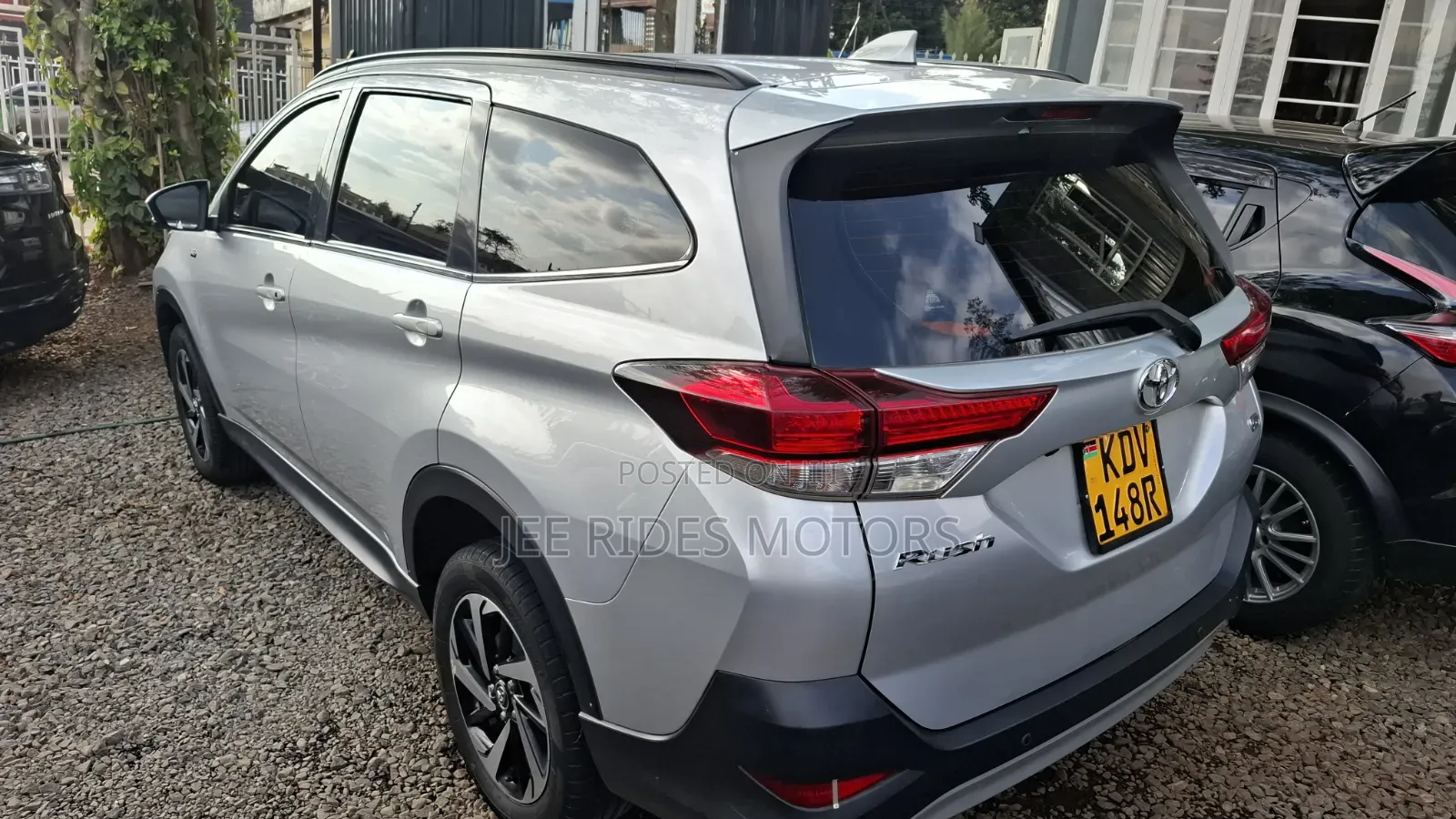 Toyota Rush 1.5 RWD 2019 Silver