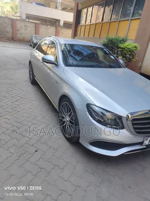 Mercedes-Benz E400 2017 Gray