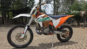 KTM 2021 White
