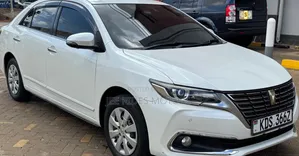 Toyota Premio 2018 Ivory