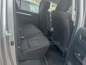Toyota Hilux Revo Double Cab Deisel 2.4 AWD 2021 Silver