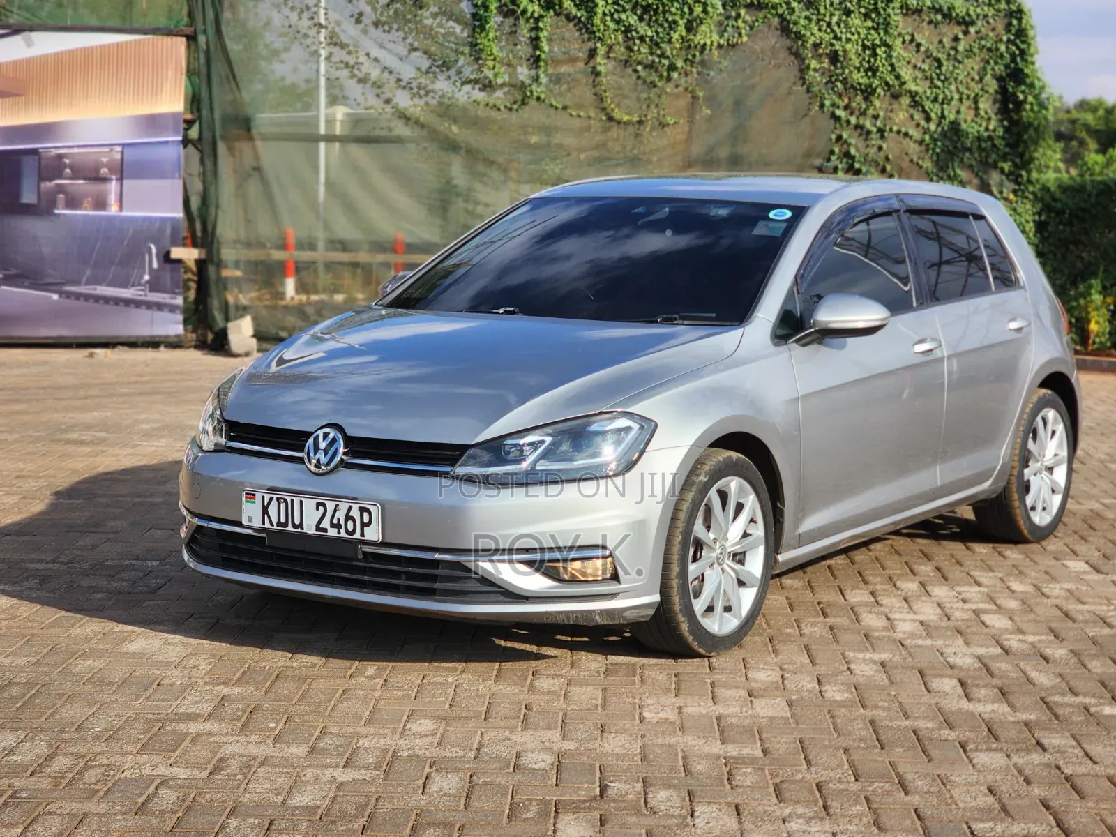 Volkswagen Golf TSI S FWD 2018 Gold