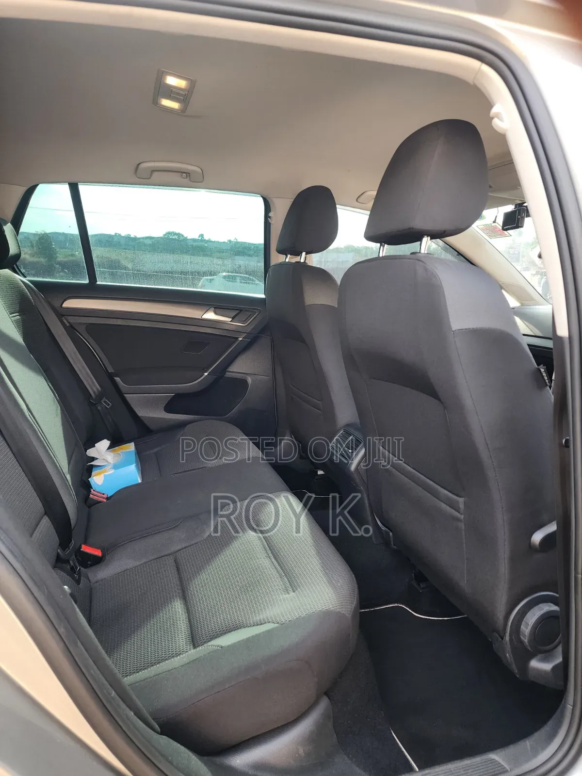 Volkswagen Golf TSI S FWD 2018 Gold