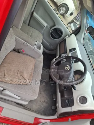 Toyota Passo 1.0 FWD 2012 Red