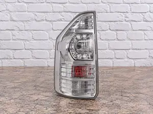 Tail Lamp / Light Toyota Voxy 2012