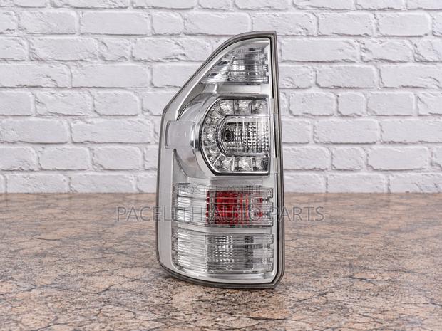 Tail Lamp / Light Toyota Voxy 2012 - main view