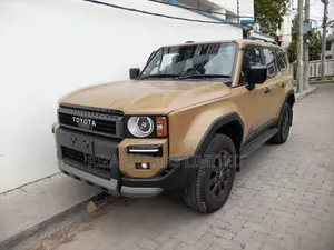 Toyota Land Cruiser Prado 2.7 2024 Gold