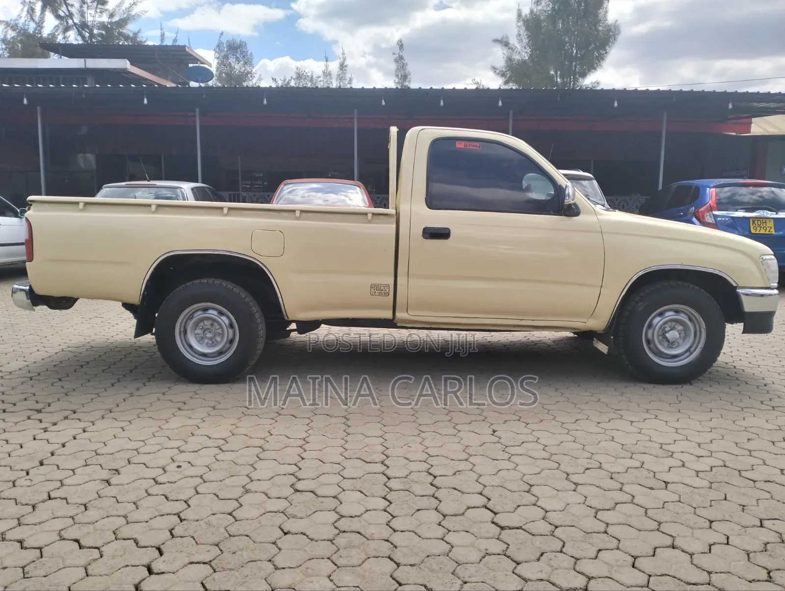 Toyota Hilux 2000 Beige