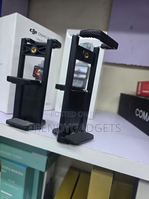 Universal Mobile Phone Tablet Holder for Tripod and Monopod - thumbnail 3