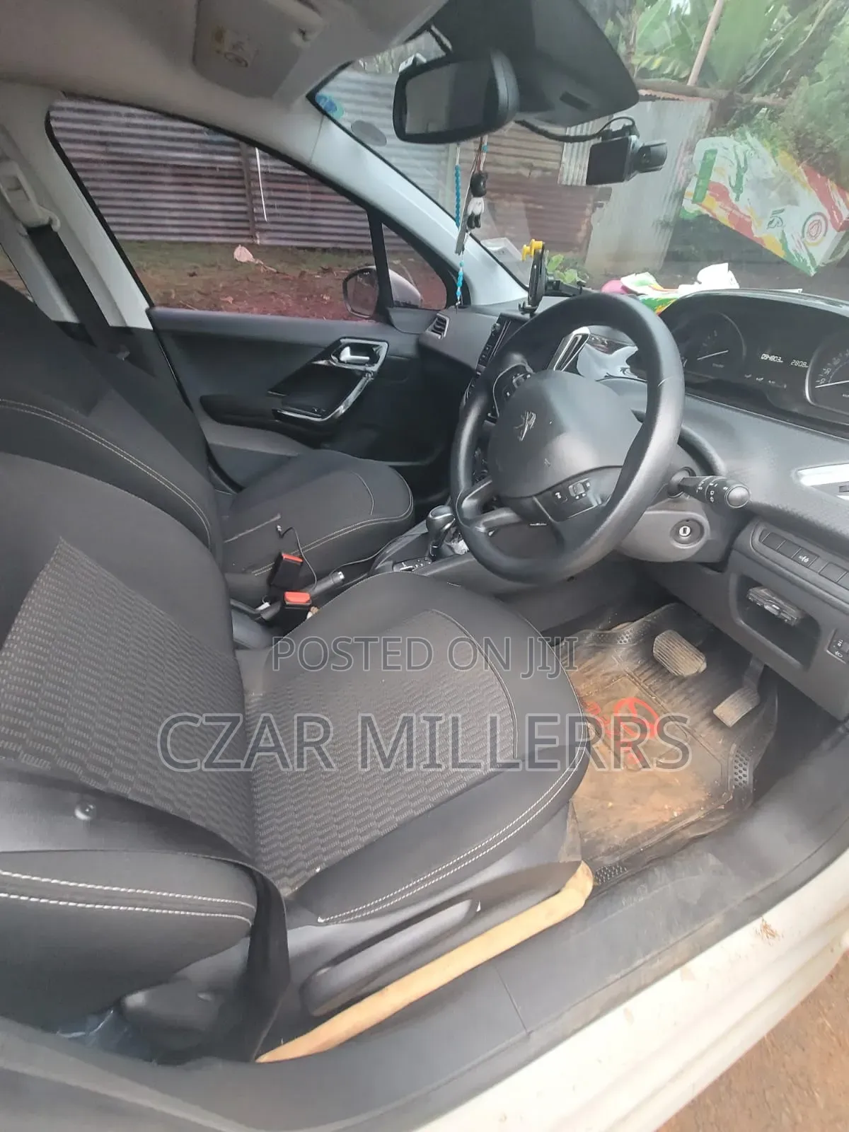 Peugeot 208 2017 Pearl