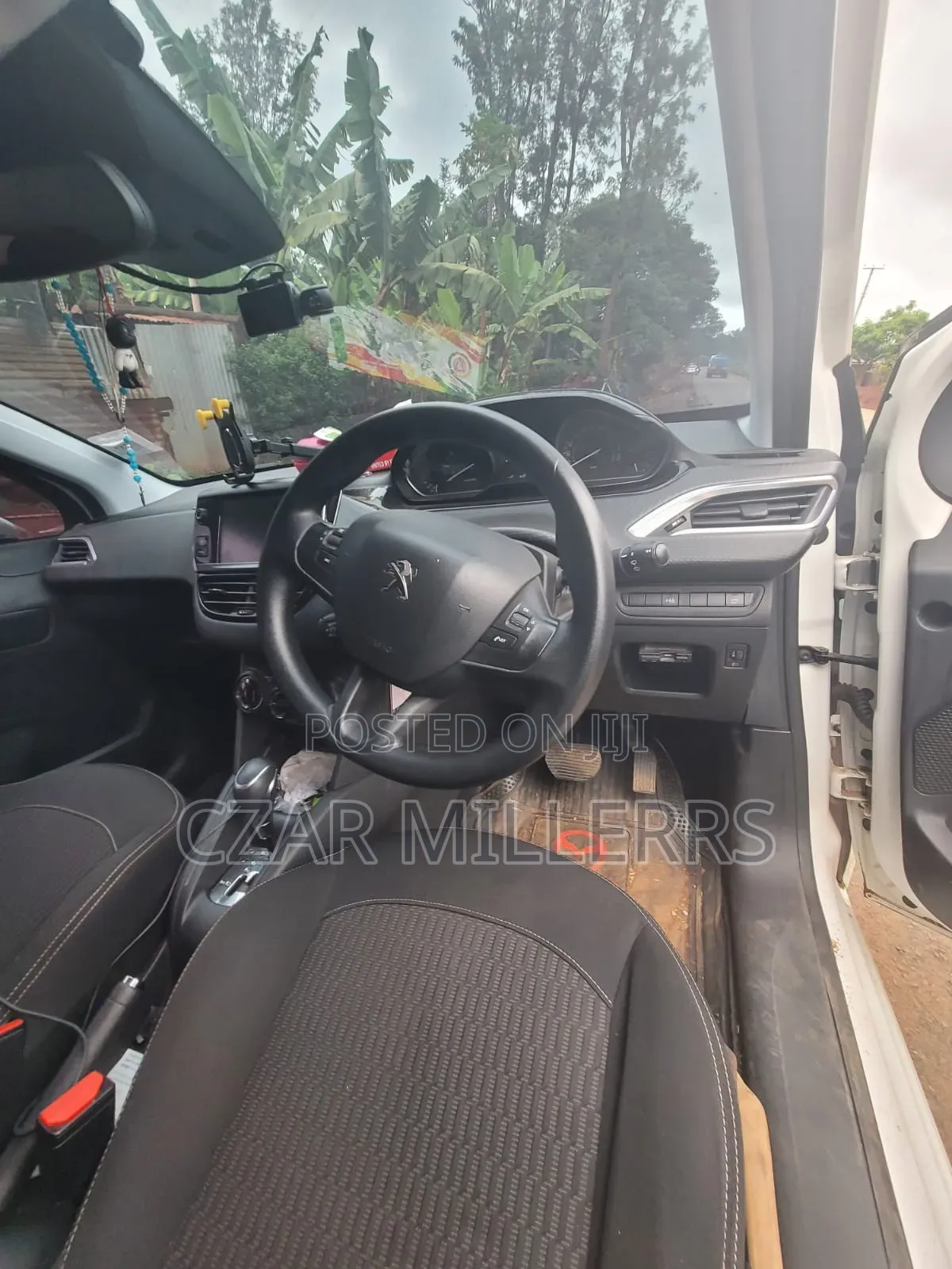 Peugeot 208 2017 Pearl
