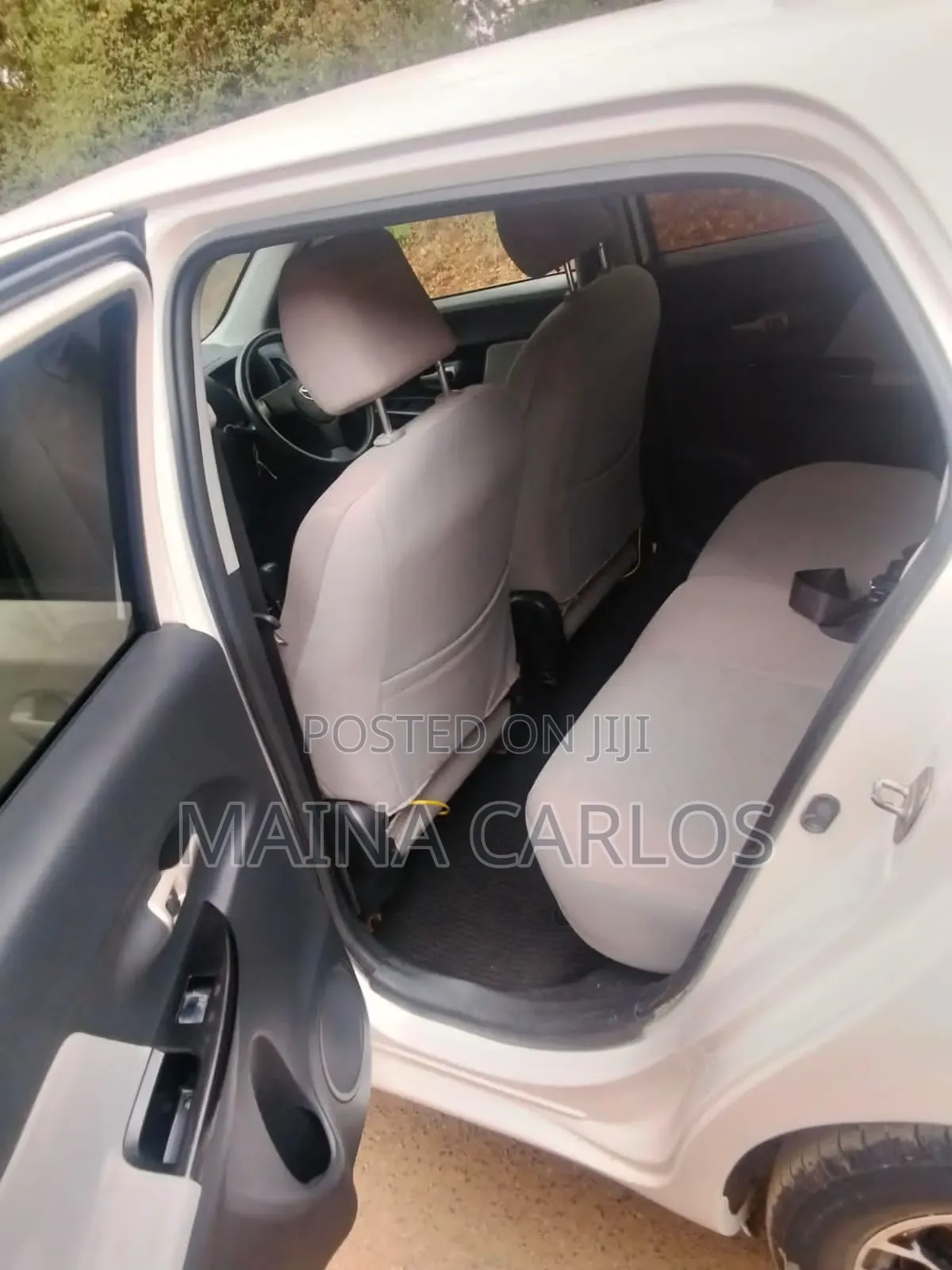 Toyota IST 2009 White