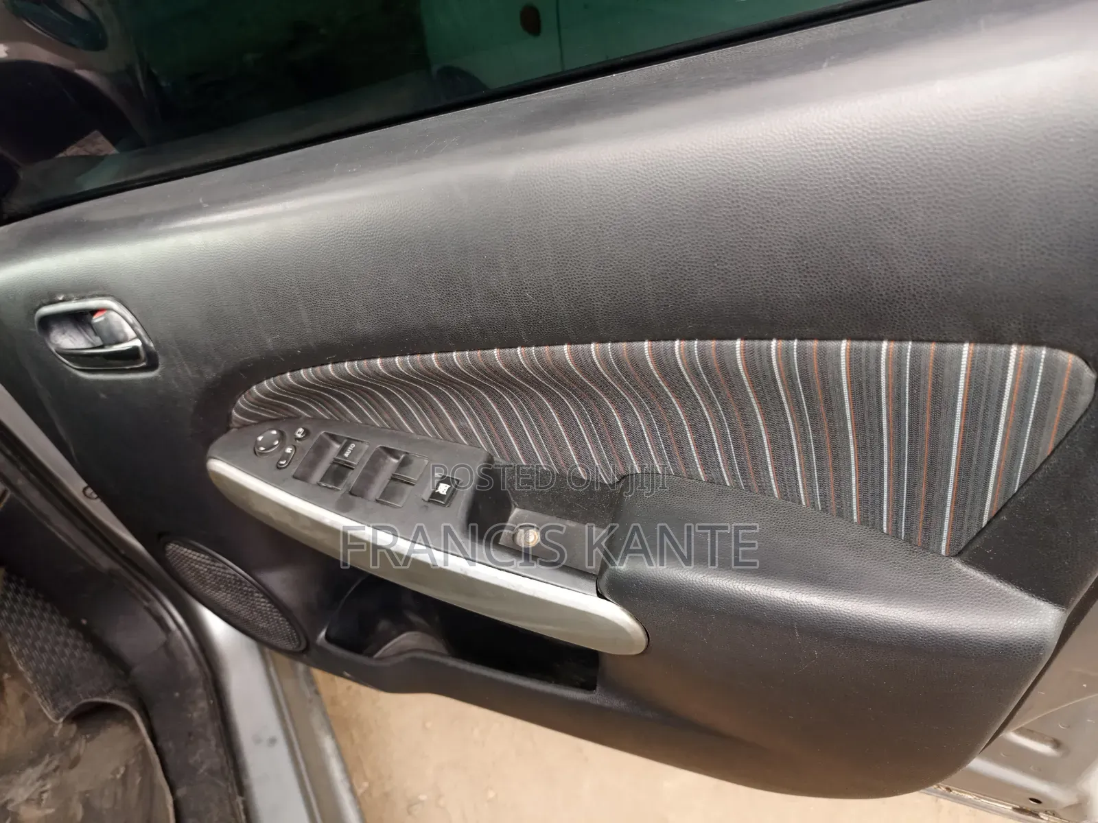 Mazda Demio 2012 Silver