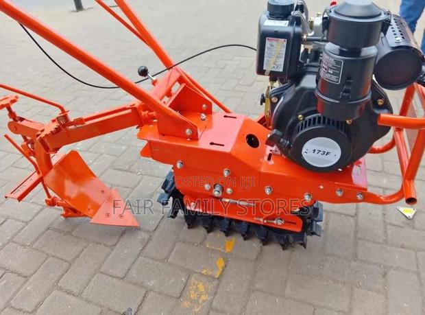 Strong and Durable Power Tiller - thumbnail 2