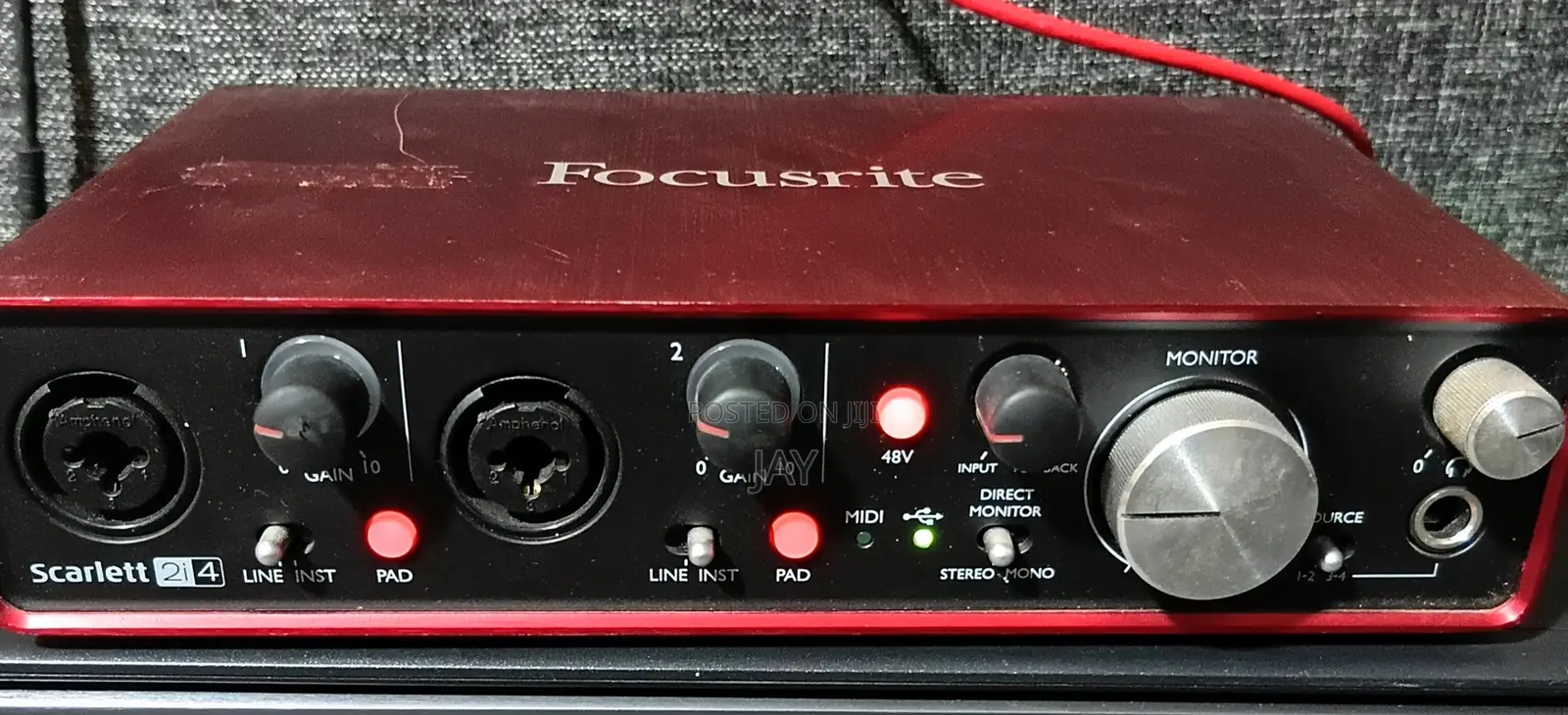 Focusrite Scarlett 2i4 USB Audio Interface