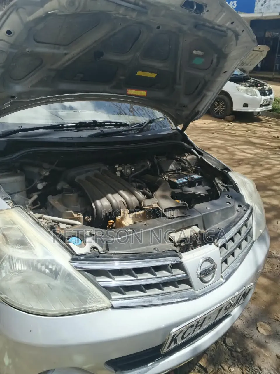Nissan Tiida 2008 Silver