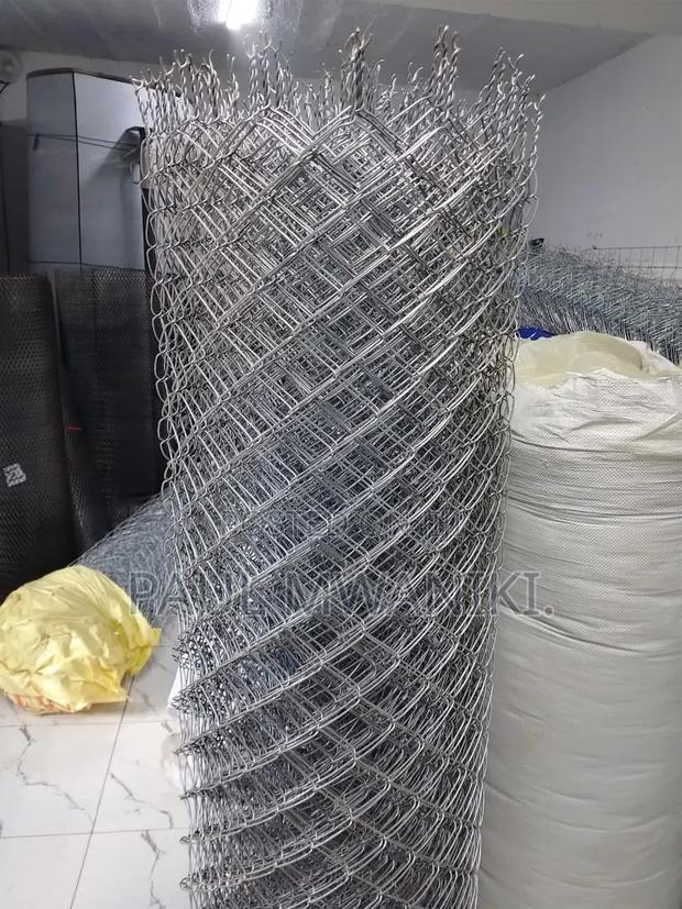 Galvanized Chain Link Fence Mesh Roll (High Quality & Durable) 6ft - main view