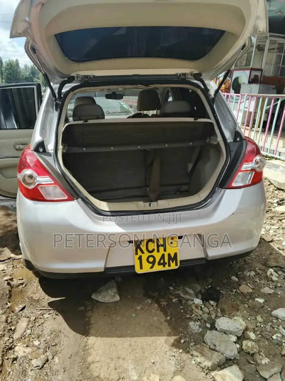 Nissan Tiida 2008 Silver