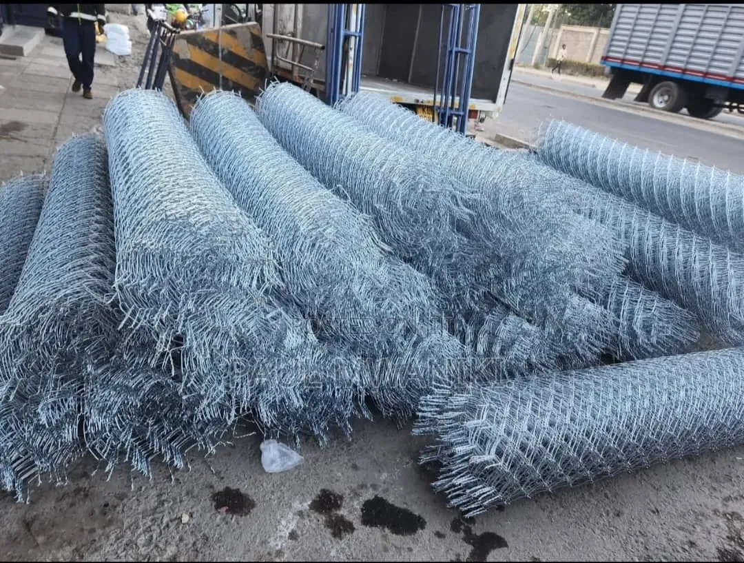 Galvanized Chain Link Fence Mesh Roll (High Quality & Durable) 6ft