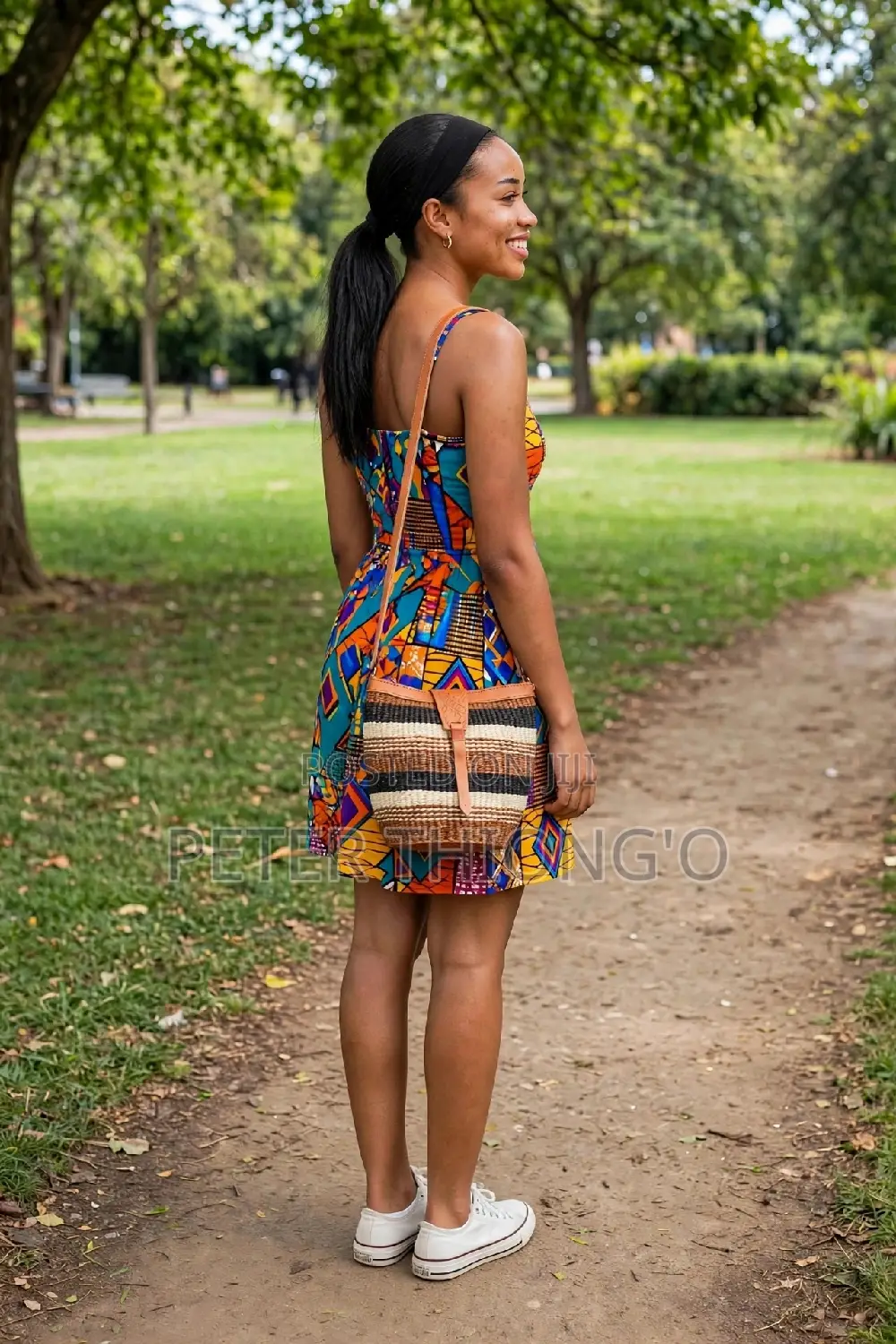 Size 6 Handwoven Sisal Handbag Kiondo