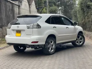 Toyota Harrier 2008 White