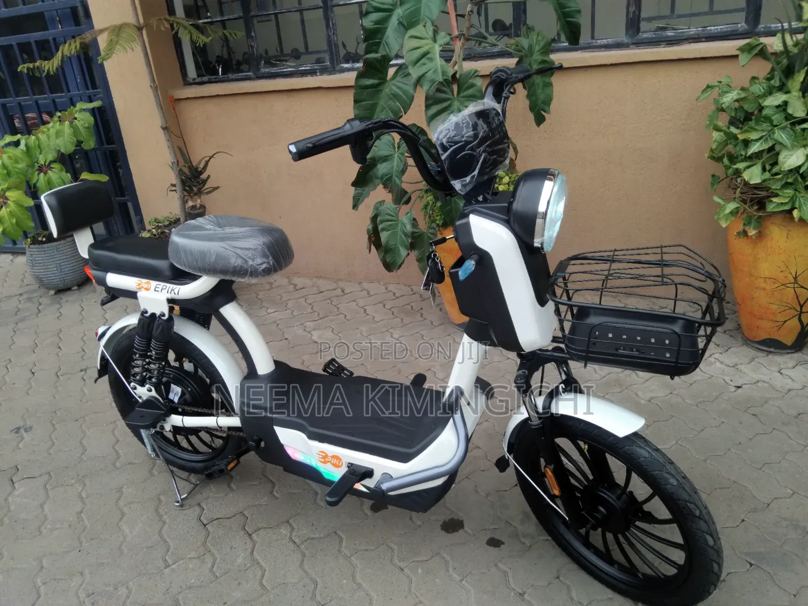 New Motorcycle 2025 White