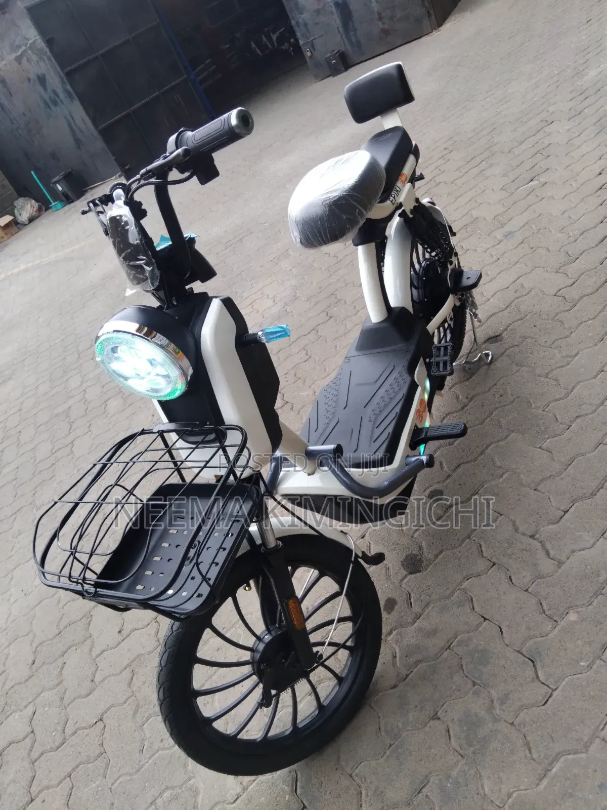 New Motorcycle 2025 White