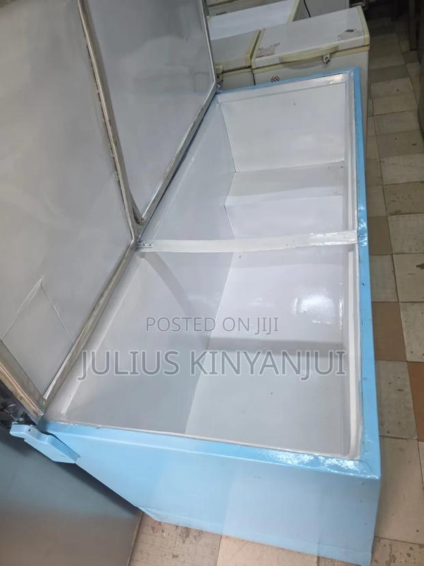 Ex-Uk Deep Freezer 650litrs