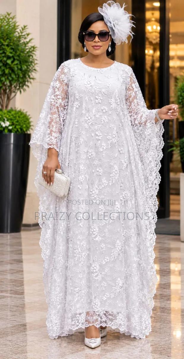 Luxury Lace Kaftan - thumbnail 6