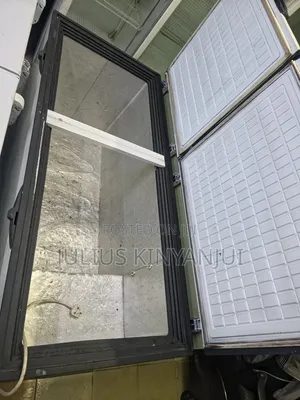 Ex-Uk Westpoint Deep Freezer 700litrs