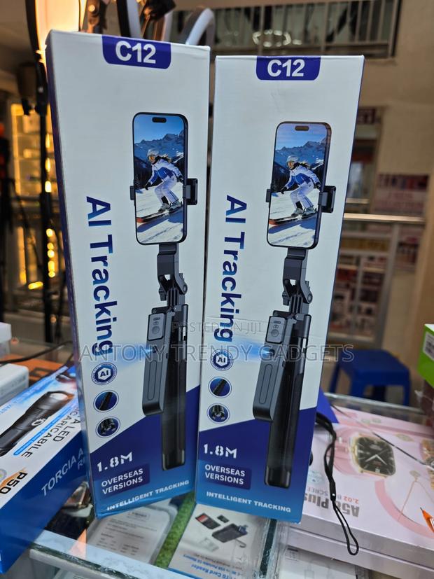 C12 Automatic 360° Face Tracking Phone Tripod Stand - thumbnail 3