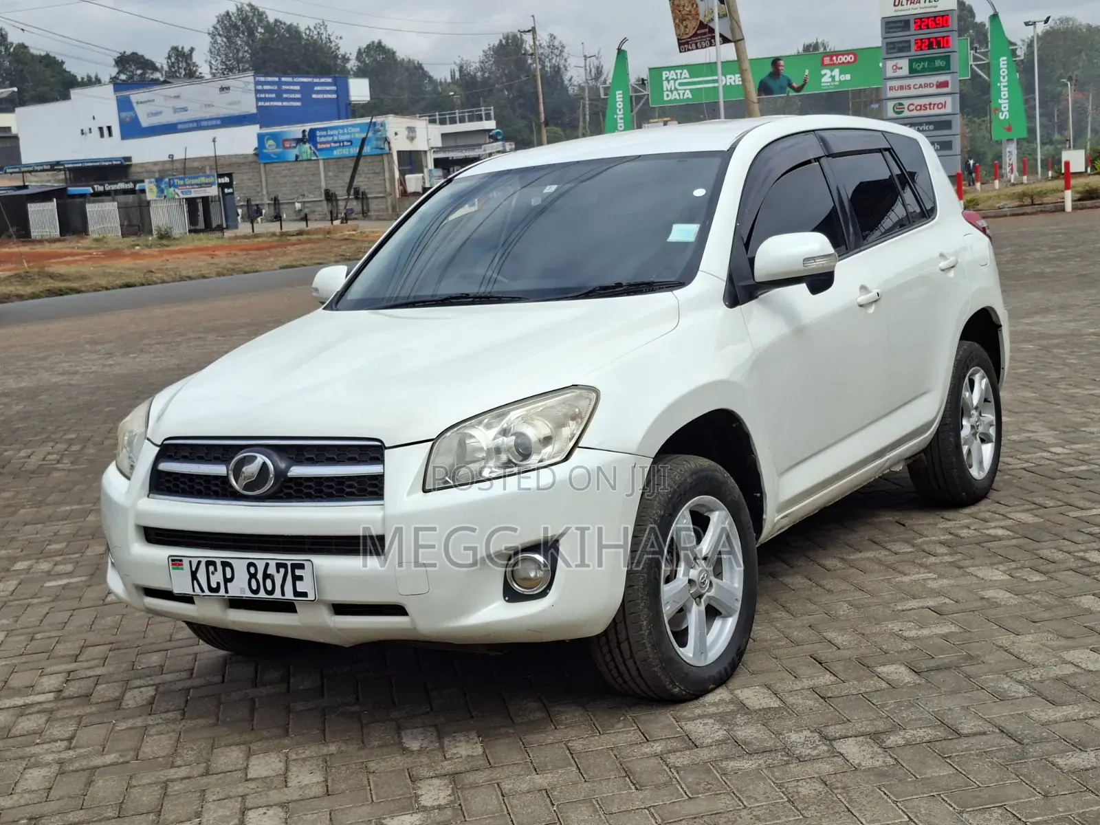 Toyota RAV4 2010 Pearl