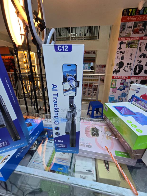 AI Auto Tracking Selfie Stick With Hands-Free Gesture Control - thumbnail 2