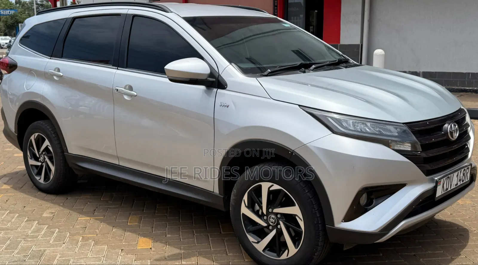 Toyota Rush 2018 Silver
