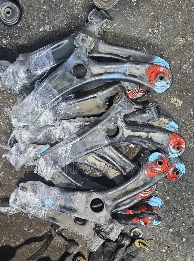 Front Arm Suzuki Alto 2010