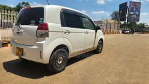Toyota Spade 1.5 2019 White