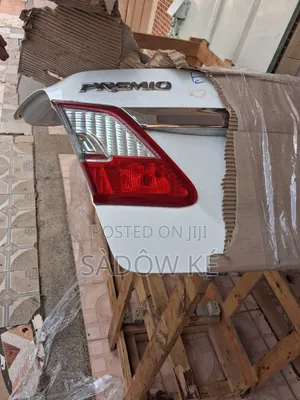 Premio 265 Boot Lid