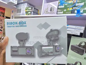 Black Box C309 3 Channel Dash Cam With Front Rear Cabin Cameras