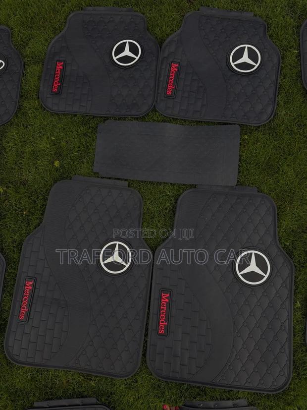 Branded Mercedes Floor Matts - thumbnail 2