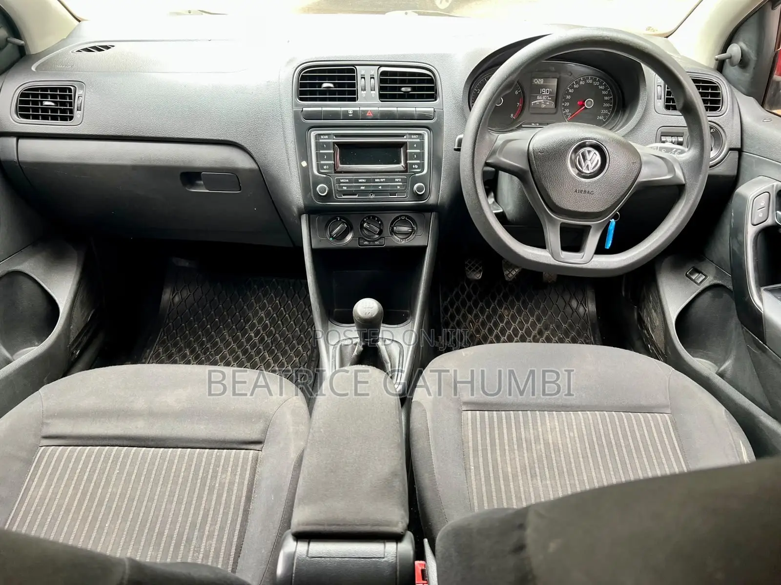 Volkswagen Polo 2014 Red
