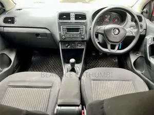 Volkswagen Polo 2014 Red