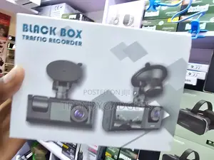 C309 Triple Lens Car DVR Recorder With 2 Inch IPS Display