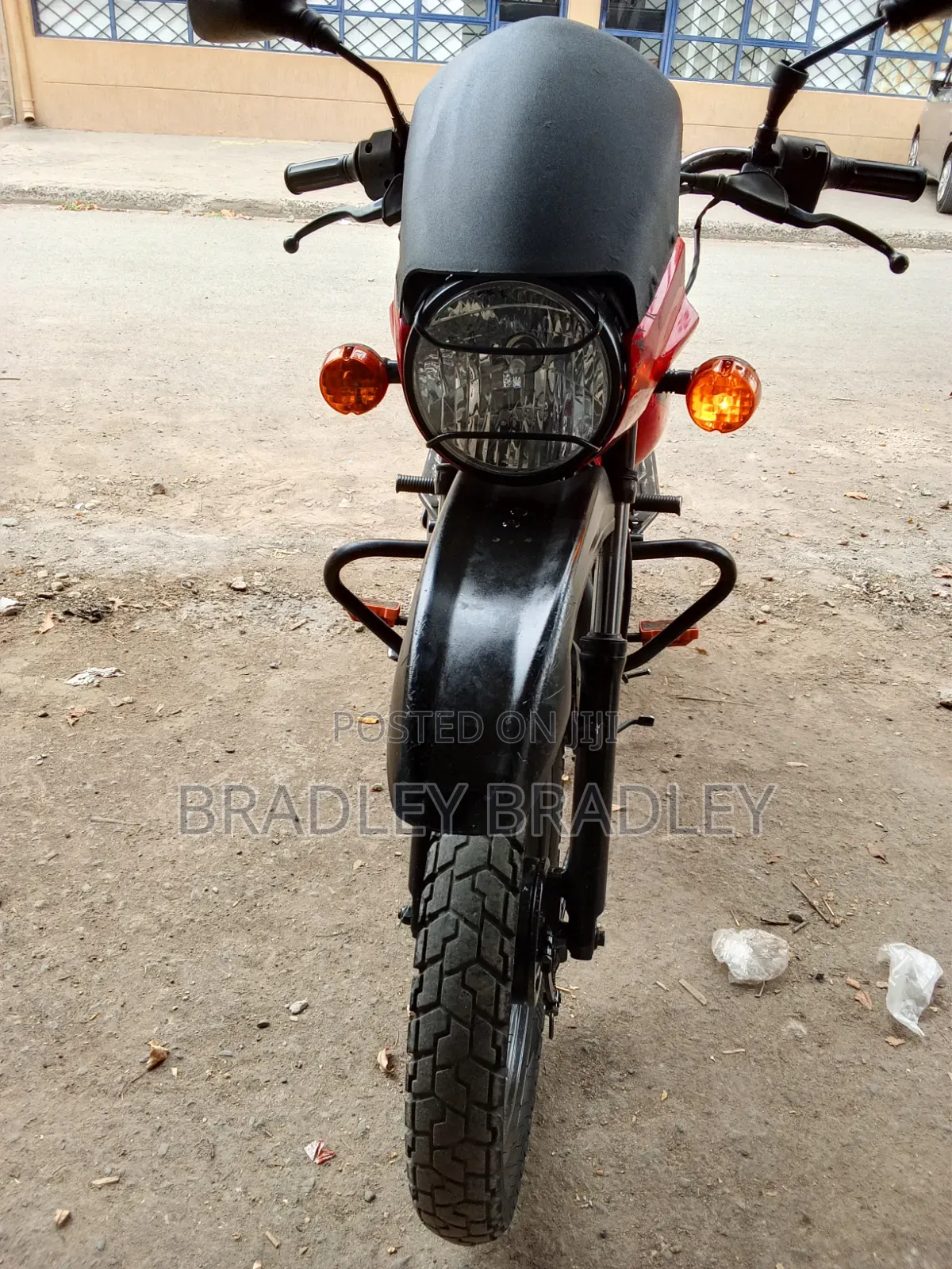 Bajaj Boxer 125 2026 Red